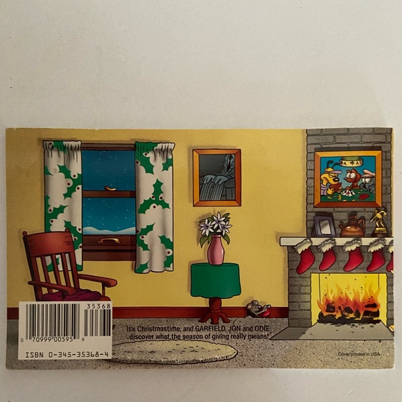 A Garfield Christmas paperback book! - Picture 2 of 2